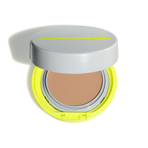 Sports BB Compact SPF 50+: Medium Dark